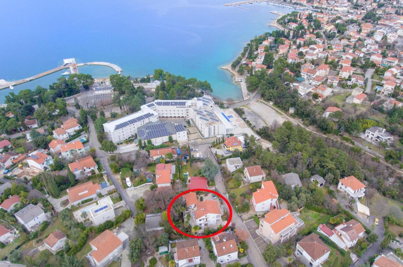 Apartments Karmelic Malinska Exterior photo